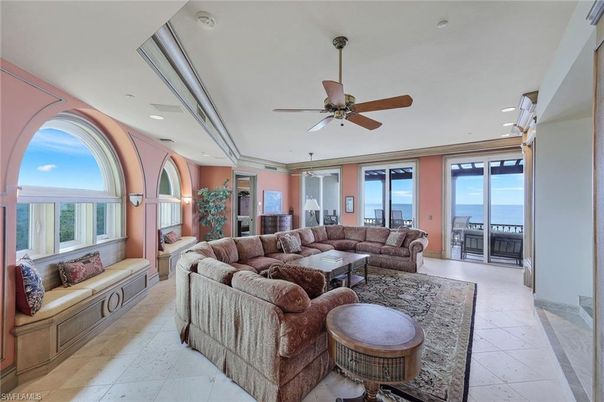 Interior, Living room, Recessed Lighting, Water