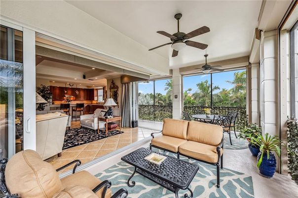 Dining room, Interior, Kitchen, Living room, Recessed Lighting