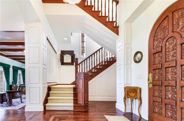 Interior, Piano, Recessed Lighting, Wood Texture Flooring