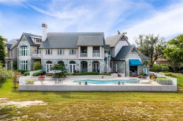 Backyard, Exterior, Facade, Pool, Queen Anne Victorian
