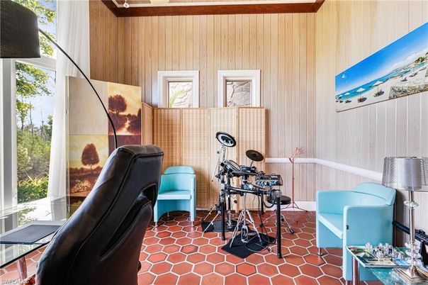 Interior, Wooden Walls