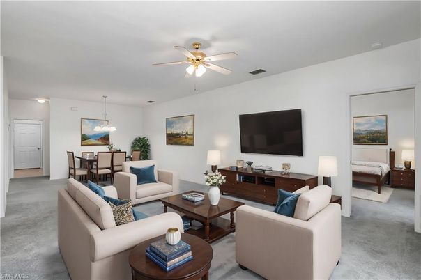 Dining room, Interior, Living room, Pendant Lights
