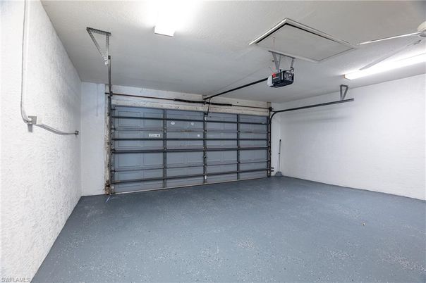 Garage, Interior