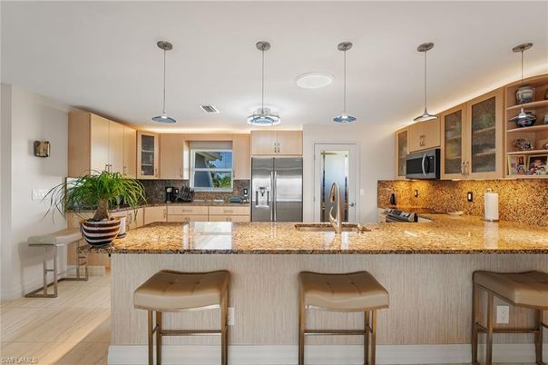 Interior, Kitchen, Pendant Lights, Recessed Lighting, Stainless Steel Appliances