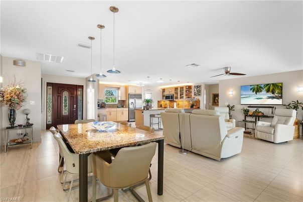 Interior, Kitchen, Living room, Pendant Lights