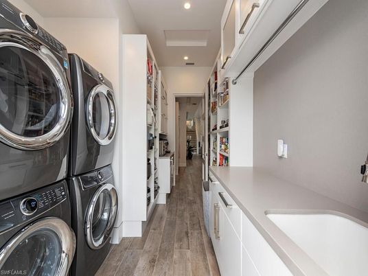 Interior, Recessed Lighting, Utility Closets, Washer, Wood Texture Flooring