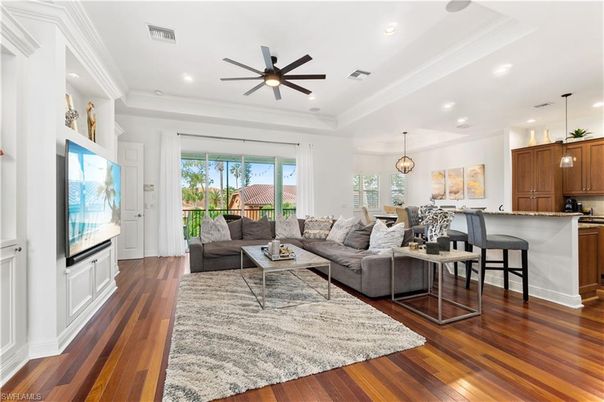 Dining room, Interior, Kitchen, Living room, Pendant Lights, Recessed Lighting, Wood Texture Flooring