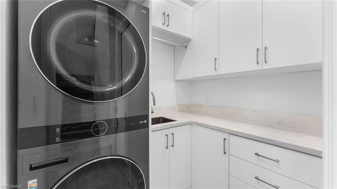 Interior, Kitchen, Washer