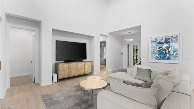 Interior, Living room, Pendant Lights, Wood Texture Flooring