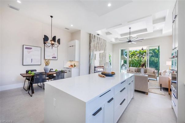 Chandelier, Dining room, Interior, Kitchen, Living room, Pendant Lights, Recessed Lighting