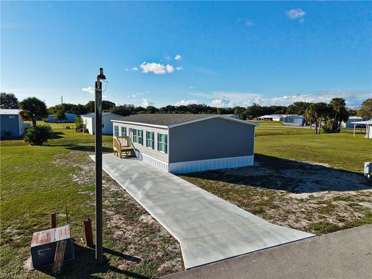Backyard, Detached Garage, Exterior