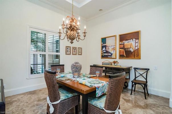 Chandelier, Dining room, Interior