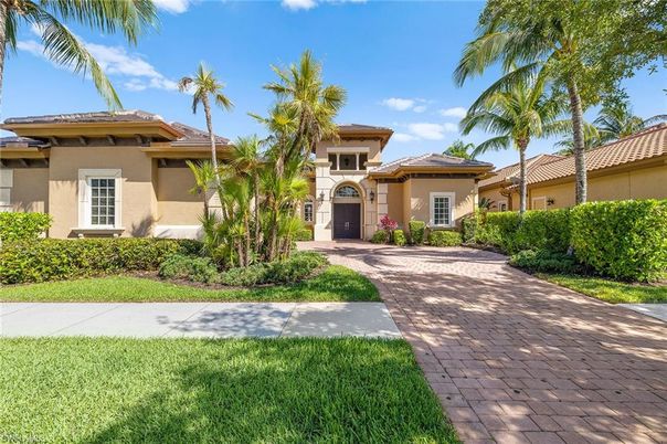 Backyard, Exterior, Facade, Mediterranean