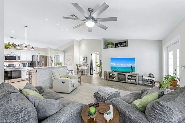 Interior, Kitchen, Living room, Pendant Lights, Recessed Lighting, Stainless Steel Appliances, Wood Texture Flooring