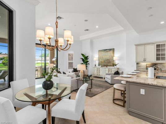 Chandelier, Dining room, Interior, Living room, Recessed Lighting