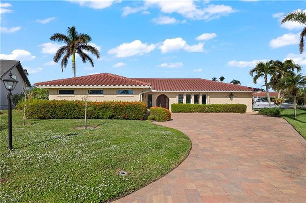 Backyard, Exterior, Facade, Mediterranean