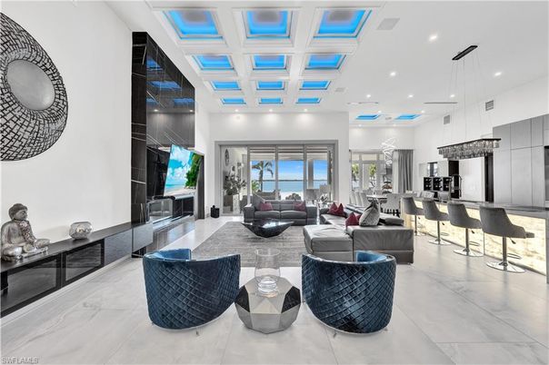 Interior, Kitchen, Living room, Marble, Pendant Lights, Recessed Lighting