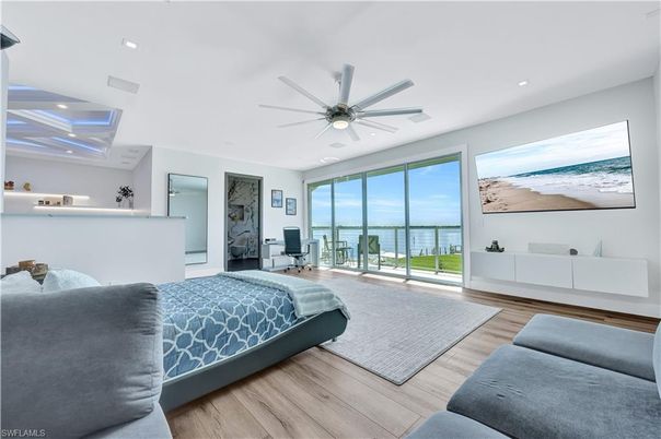 Bedroom, Home Office, Interior, Recessed Lighting, Water, Wood Texture Flooring