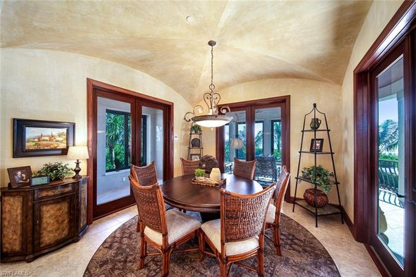 Dining room, Interior, Pendant Lights
