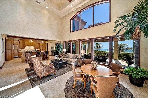 Dining room, Interior, Kitchen, Living room, Recessed Lighting, Water