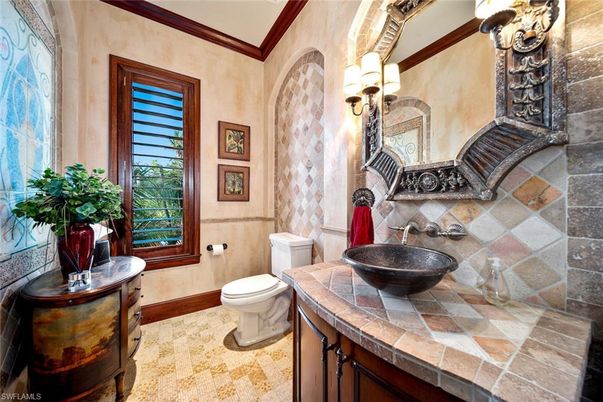 Bathroom, Interior, Tile Countertops
