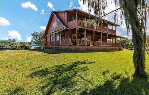 Backyard, Exterior, Facade, Log Home