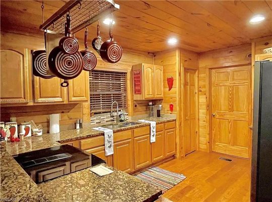 Interior, Kitchen, Recessed Lighting, Wooden Ceilings, Wood Texture Flooring