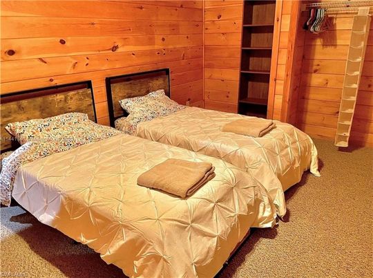 Bedroom, Interior, Wooden Walls