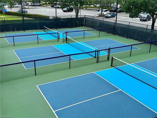 Exterior, Tennis Courts