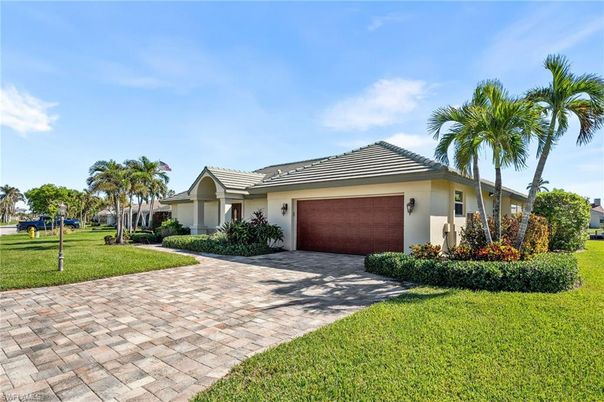 Attached, Backyard, Exterior, Facade, Ranch