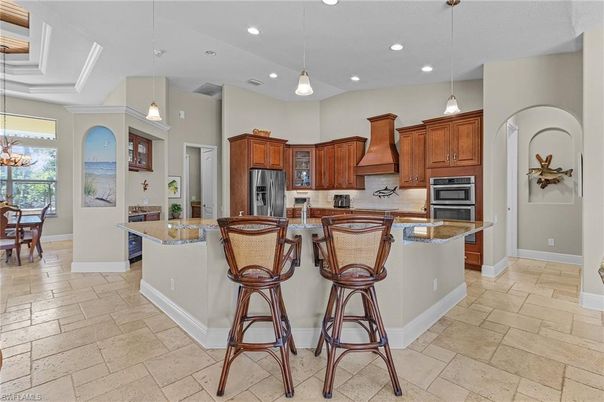 Dining room, Interior, Kitchen, Pendant Lights, Recessed Lighting, Stainless Steel Appliances