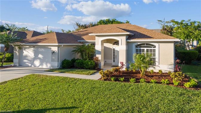Attached, Backyard, Exterior, Facade, French Provincial