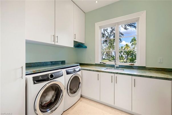 Interior, Recessed Lighting, Washer