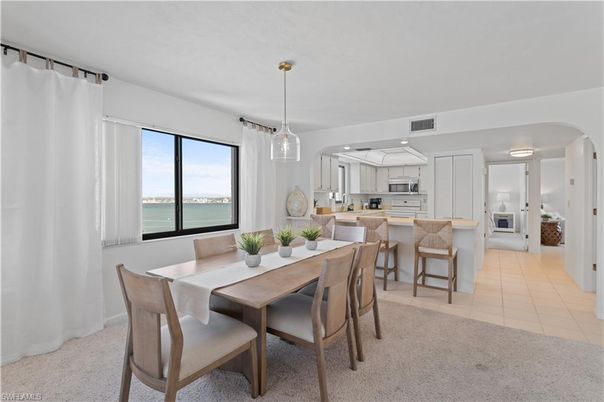 Dining room, Interior, Kitchen, Pendant Lights, Water
