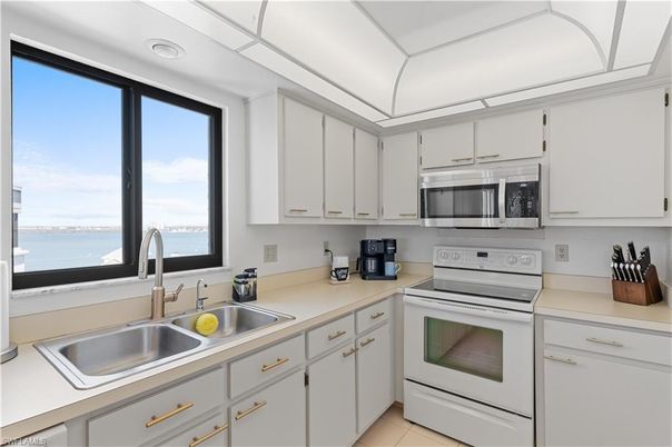 Interior, Kitchen, Water