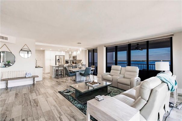Dining room, Interior, Kitchen, Living room, Pendant Lights, Recessed Lighting, Stainless Steel Appliances, Wood Texture Flooring