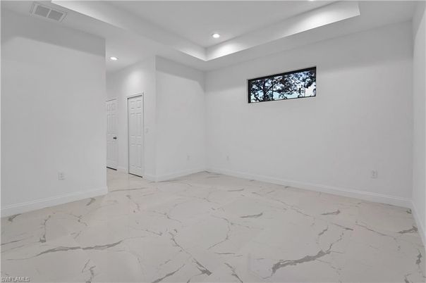 Empty room, Interior, Marble, Recessed Lighting