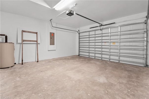 Garage, Interior