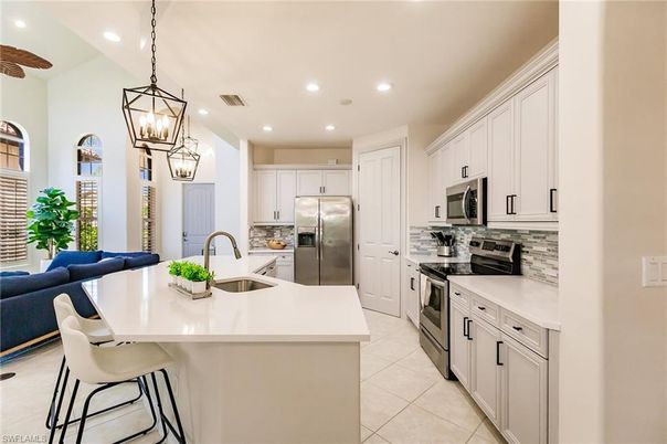Interior, Kitchen, Pendant Lights, Recessed Lighting, Stainless Steel Appliances