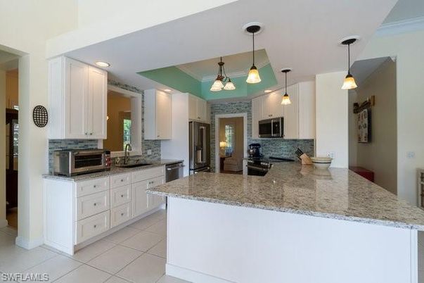 Interior, Kitchen, Pendant Lights, Recessed Lighting, Stainless Steel Appliances