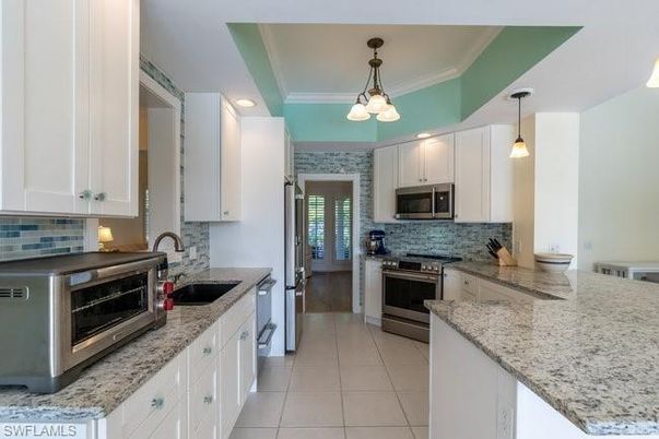 Interior, Kitchen, Pendant Lights, Stainless Steel Appliances
