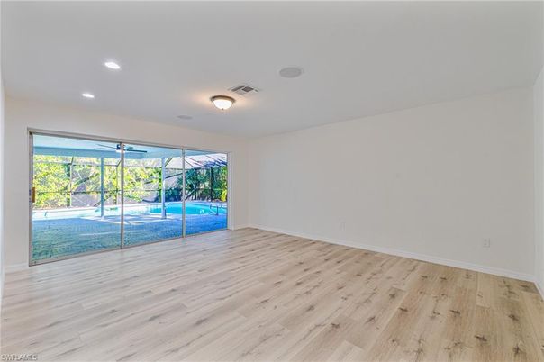Empty room, Interior, Recessed Lighting, Wood Texture Flooring