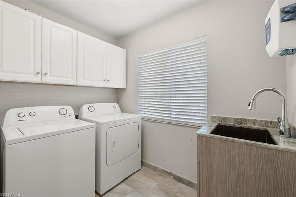 Interior, Utility Closets, Washer