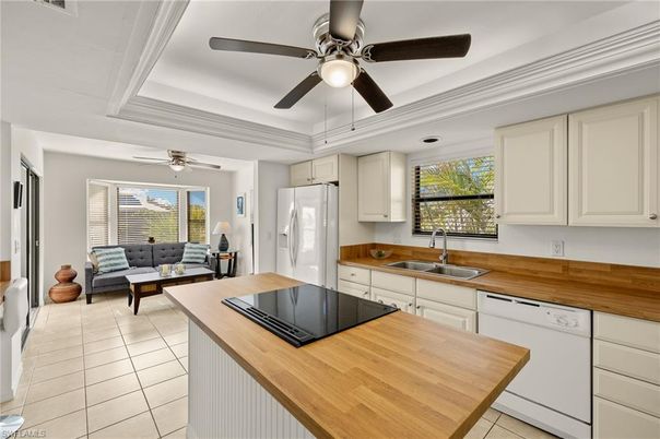 Interior, Kitchen, Living room