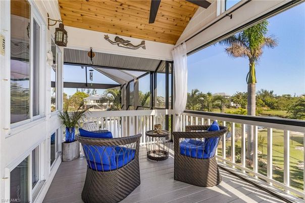 Interior, Sun Room, Wooden Ceilings, Wood Texture Flooring