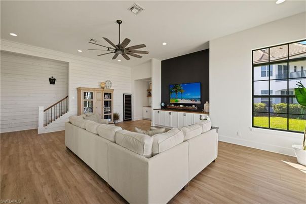 Interior, Living room, Recessed Lighting, Wood Texture Flooring