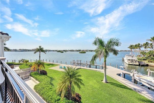 Exterior, Lake, Water