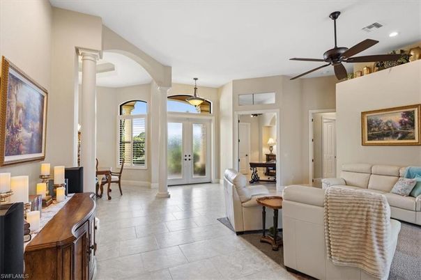 Dining room, Interior, Living room, Pendant Lights, Recessed Lighting