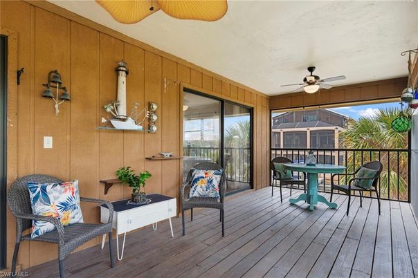 Interior, Sun Room, Wood Texture Flooring, Wooden Walls