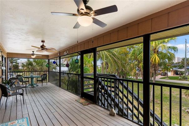 Interior, Sun Room, Wood Texture Flooring